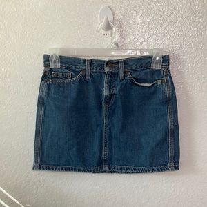 Gap denim mini skirt women’s size Medium